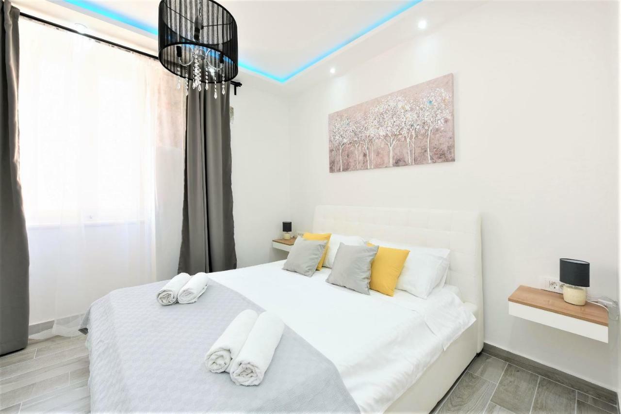 Mosaic Apartments Old Town 扎达尔 外观 照片